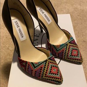 Colorful Aztec Steve Madden “Valko”